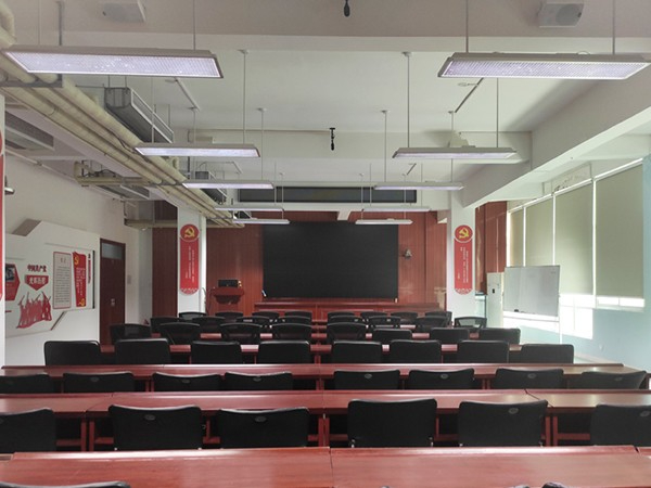 星如雨助力文明實(shí)踐站打造一個舒適健康的光環(huán)境