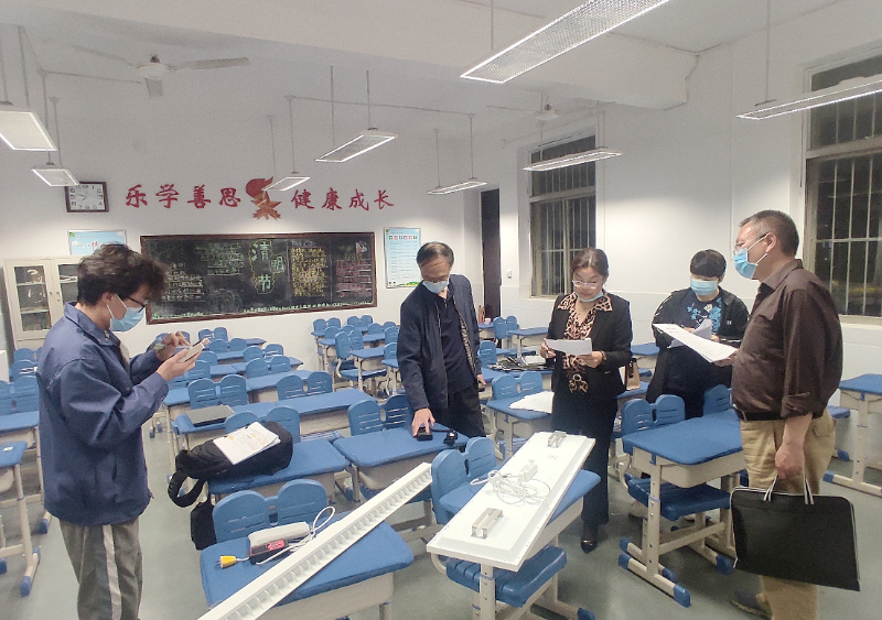 修改師范附小驗(yàn)收通過